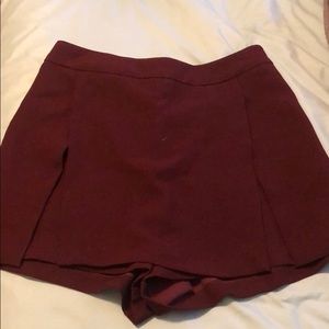 BCBG maroon skort